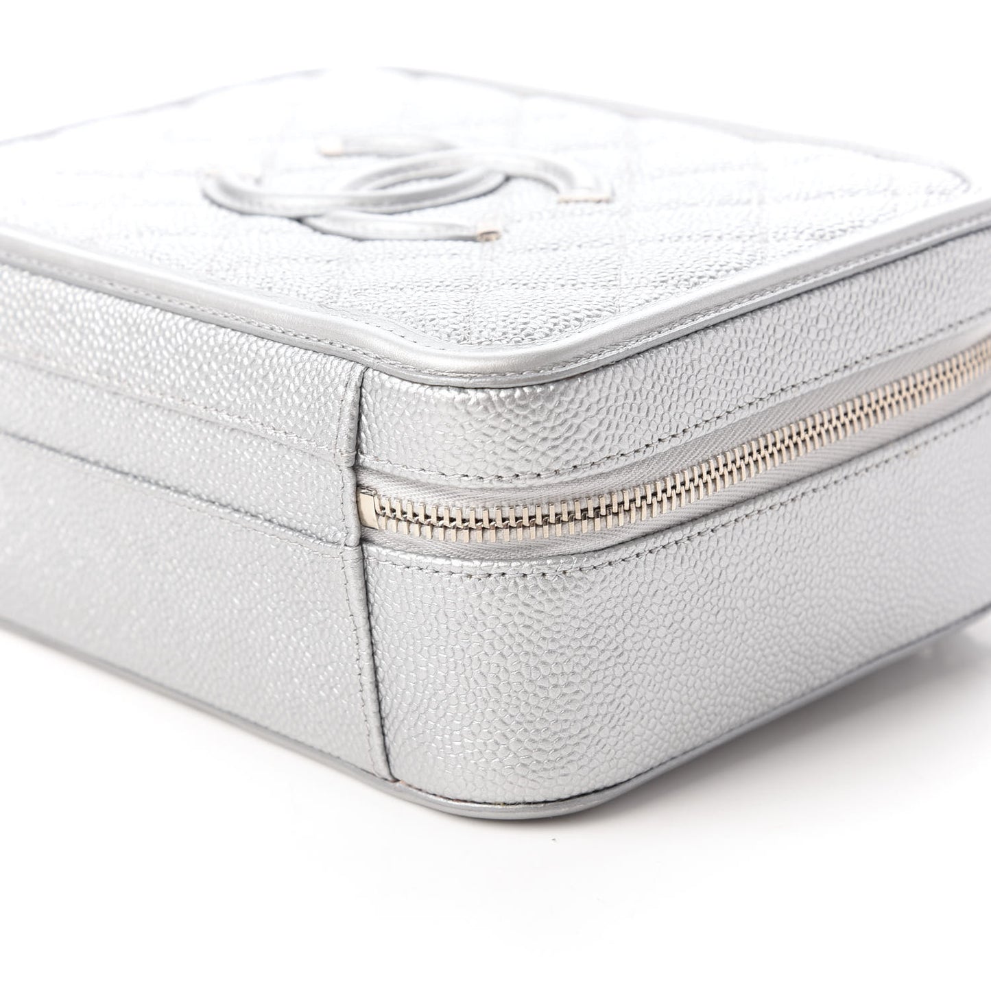 Metallic Caviar Quilted Medium CC Filigree Vanity Case Silver