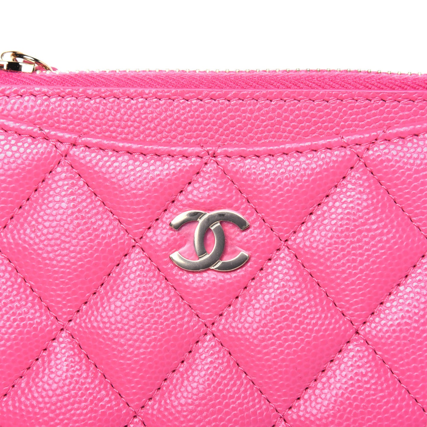Caviar Quilted CC Zip Card Holder Pink