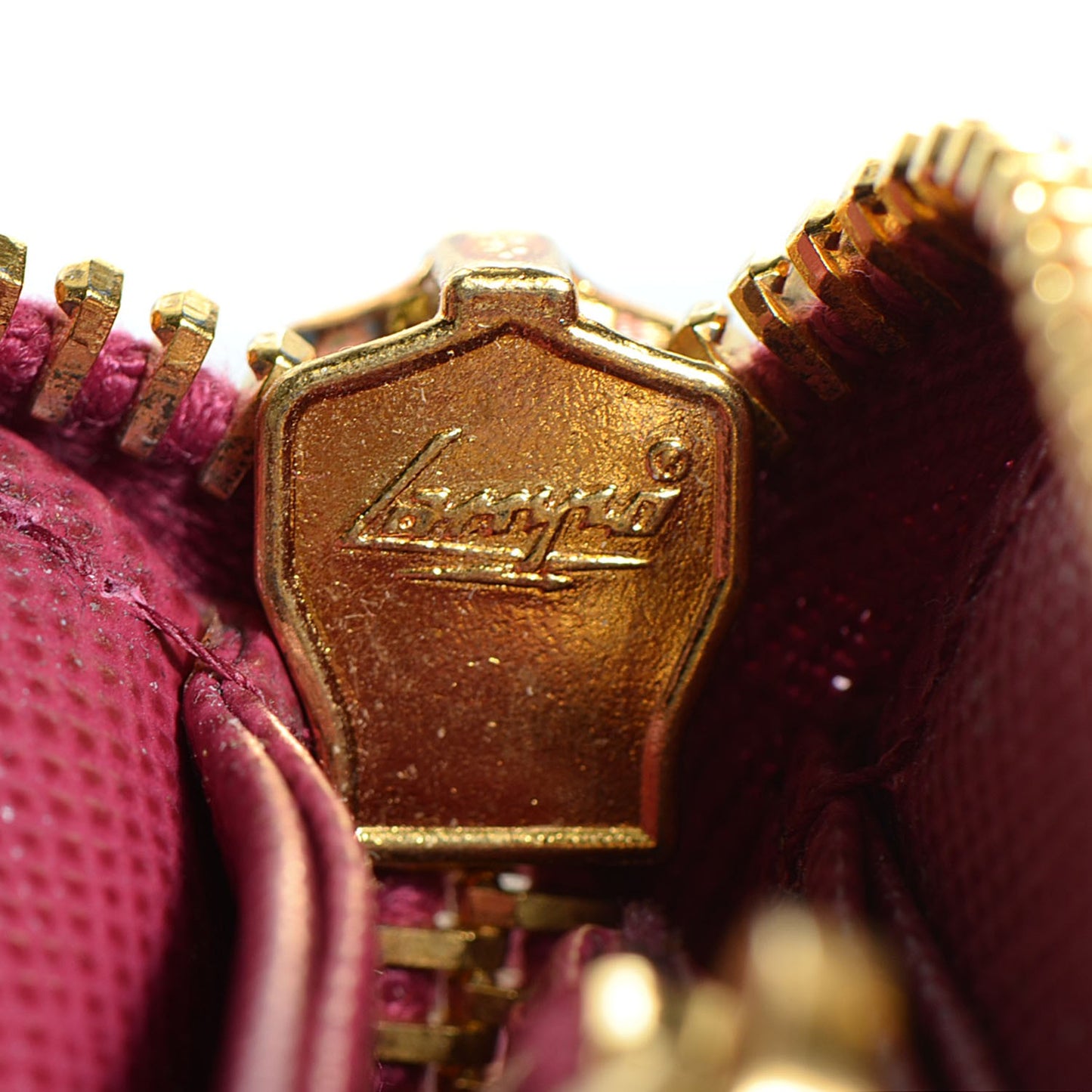 Saffiano Metal Zip Around Wallet Ibisco