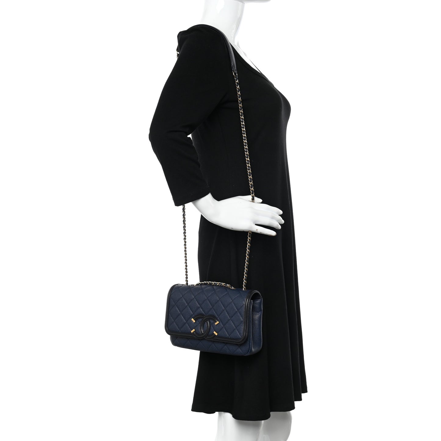 Caviar Quilted Small CC Filigree Flap Navy Black