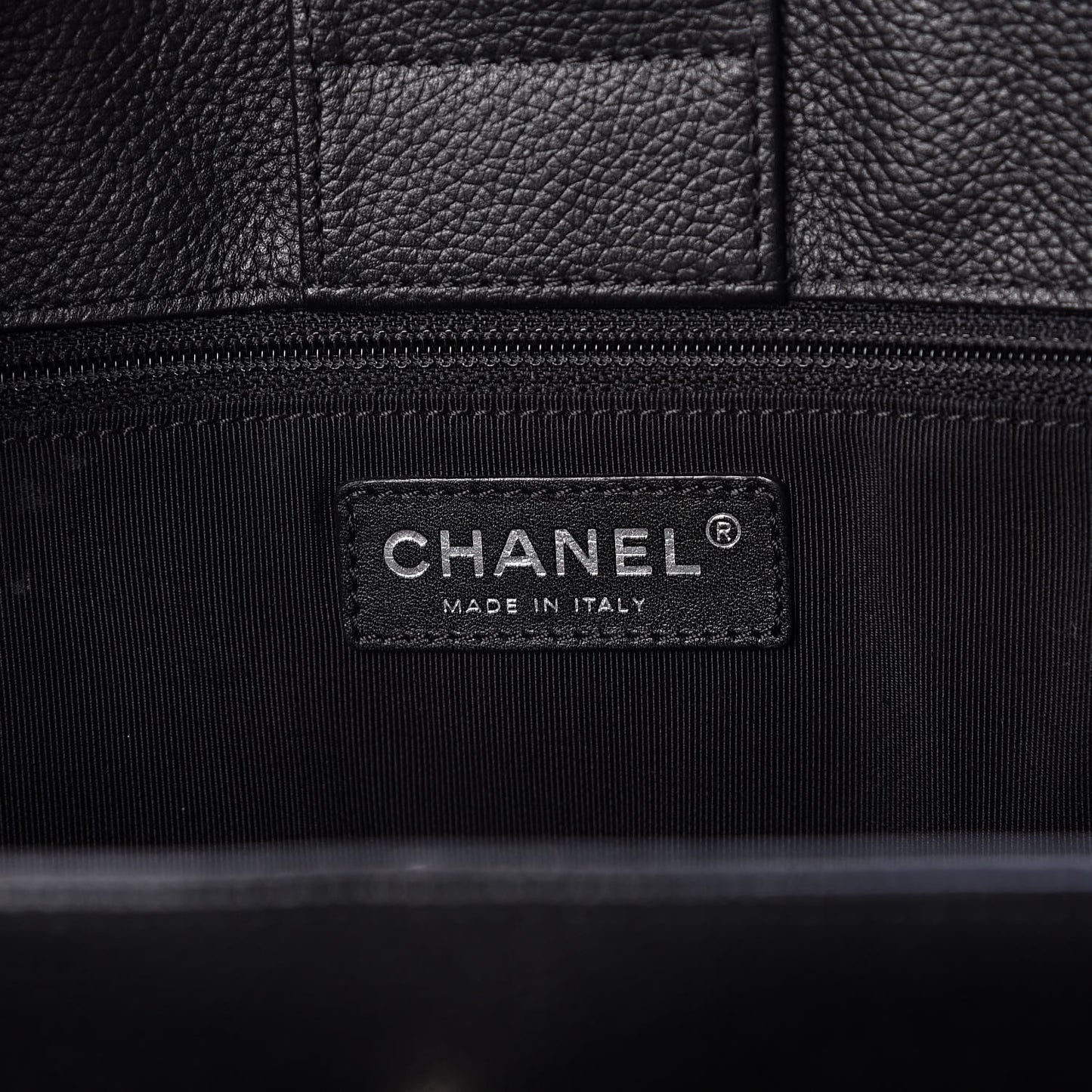 Calfskin Cerf Executive Shopper Tote Black