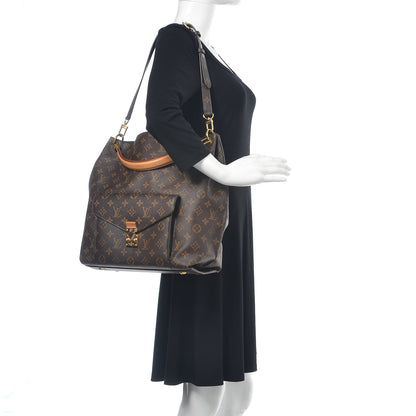 Louis Vuitton Monogram Metis 2 of 17