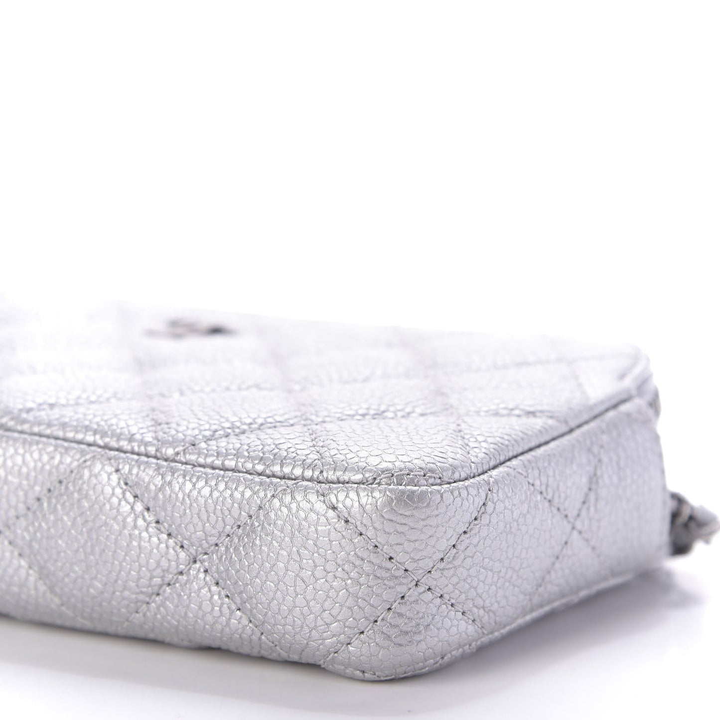 Metallic Caviar Quilted Small Clutch With Chain Silver