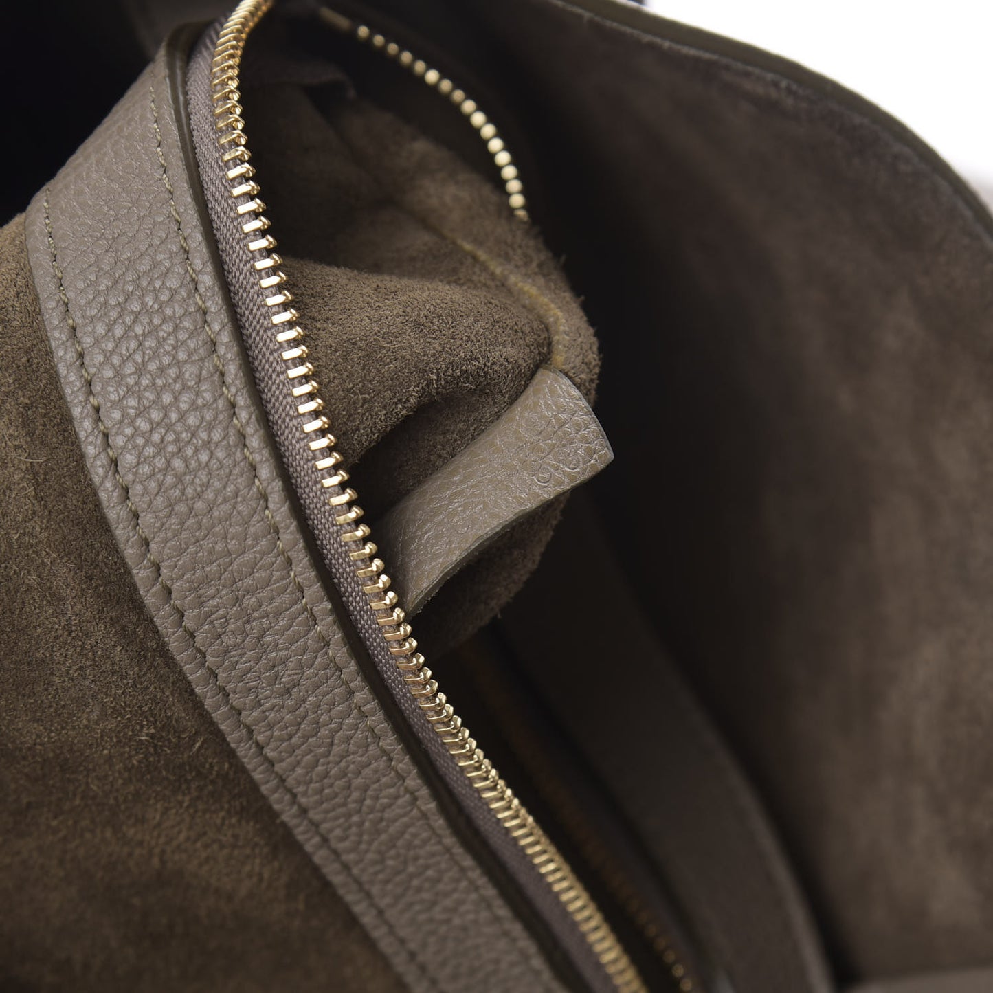 Soft Grained Calfskin Medium Belt Cabas Phantom Taupe