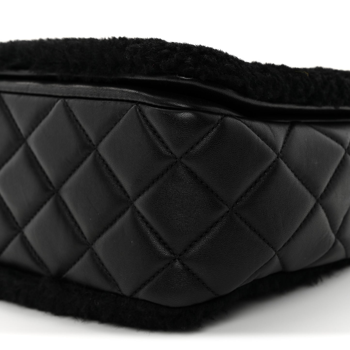 Shearling Lambskin Jumbo Chanel 100% Flap Black