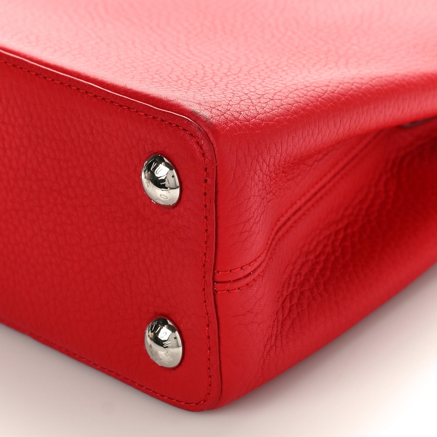 Louis Vuitton Taurillon Snakeskin Capucines PM Rubis 8 of 8