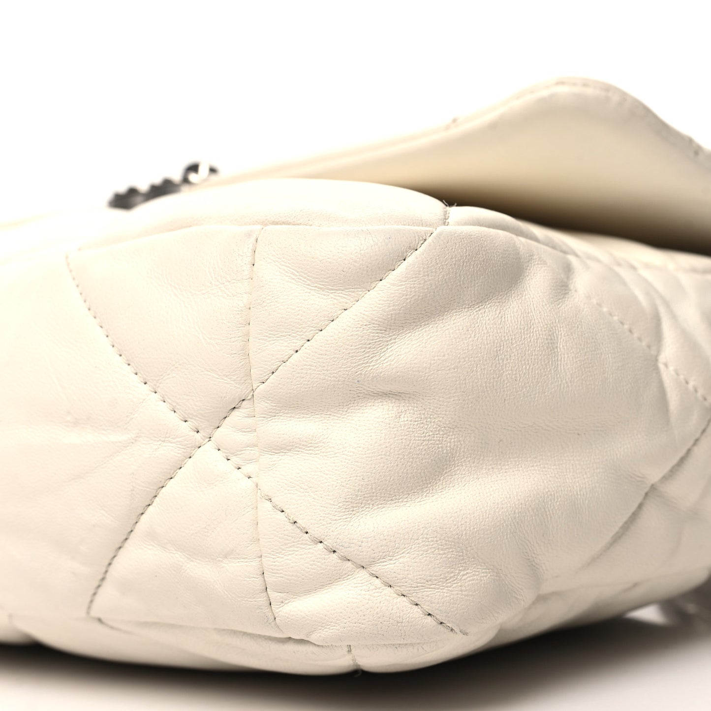 Goatskin Quilted Large 19 Flap White