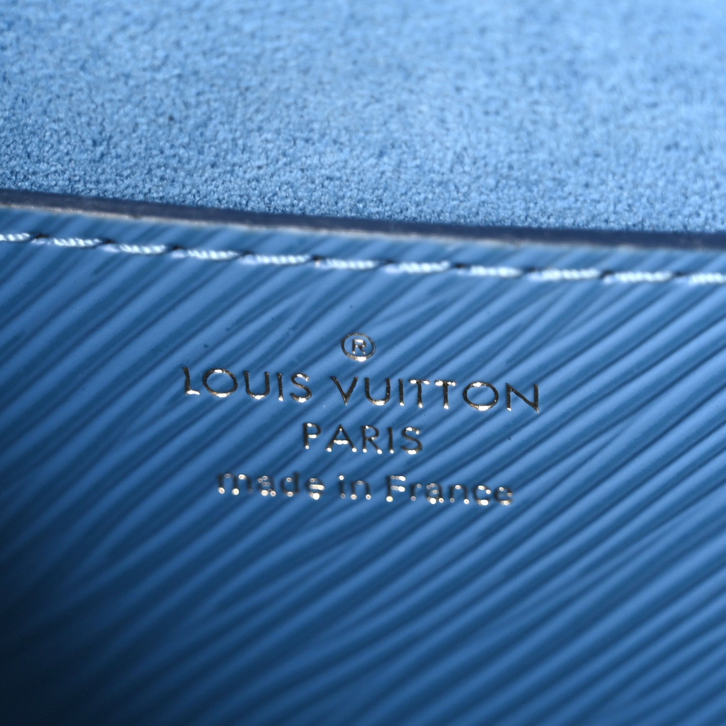 Epi Twist Shoulder Bag MM Blue Jean
