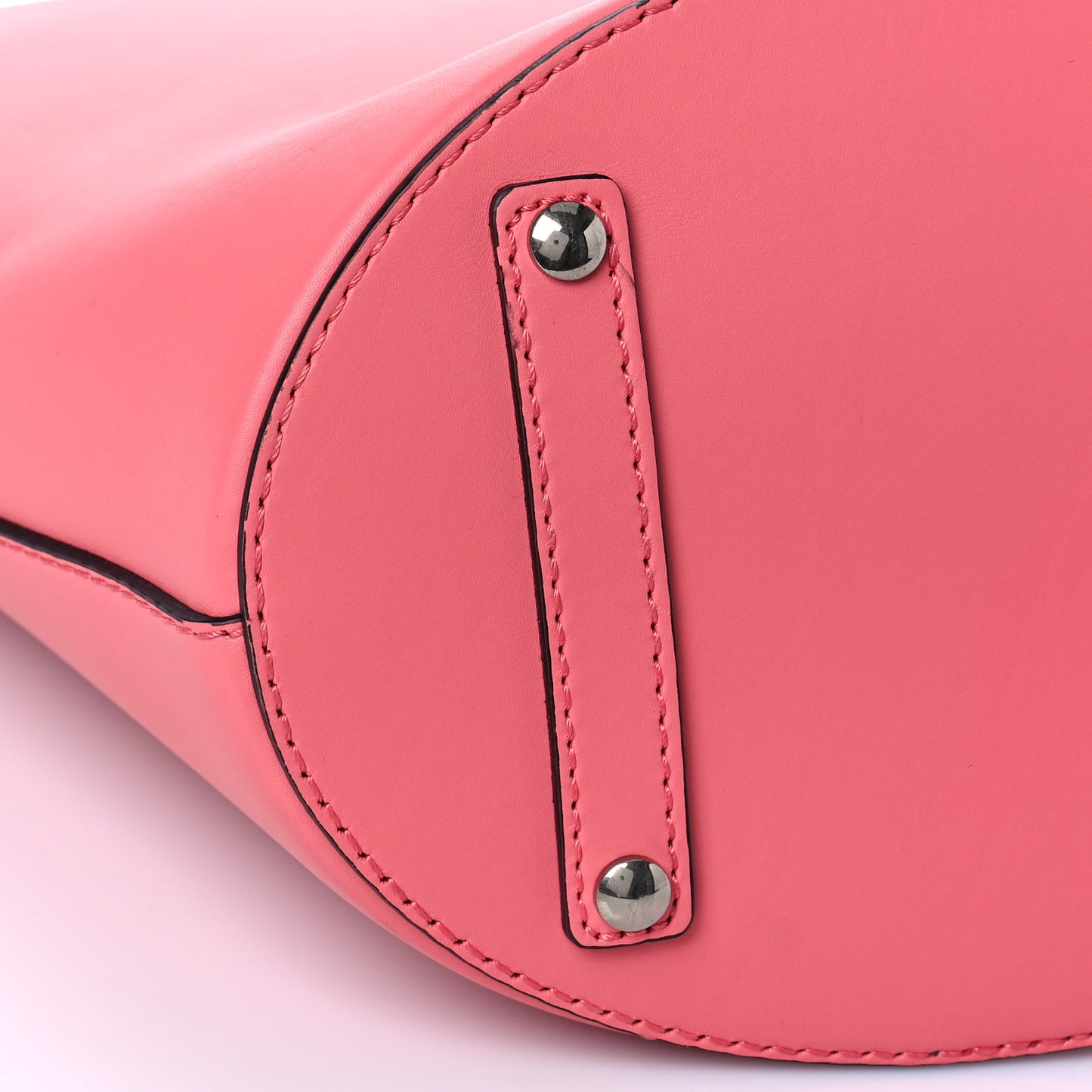 Supple Calfskin Medium Bucket Coral Pink