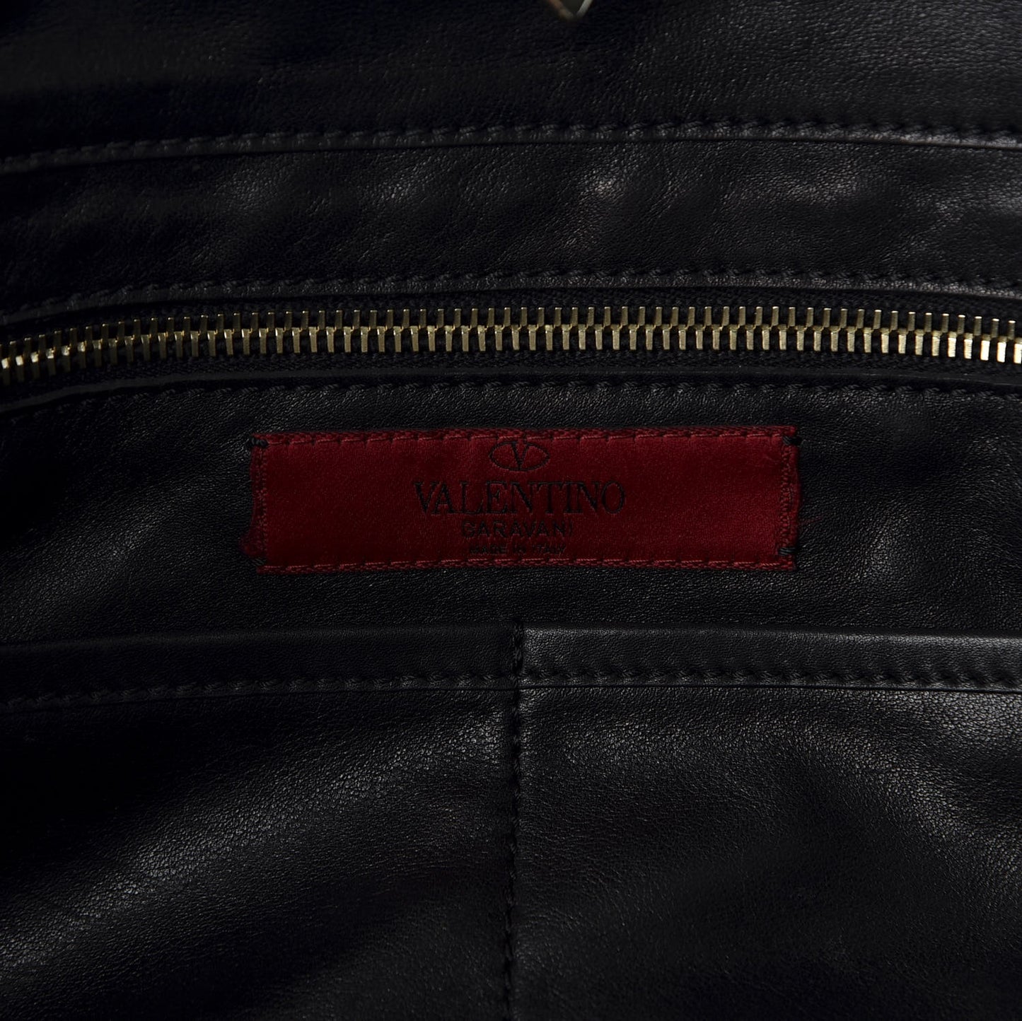 Vitello Medium Rockstud Tote Black