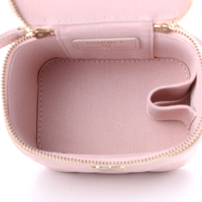 Chanel Iridescent Caviar Quilted Mini Pearl On Top Vanity Case With Chain Light Pink 5 of 12