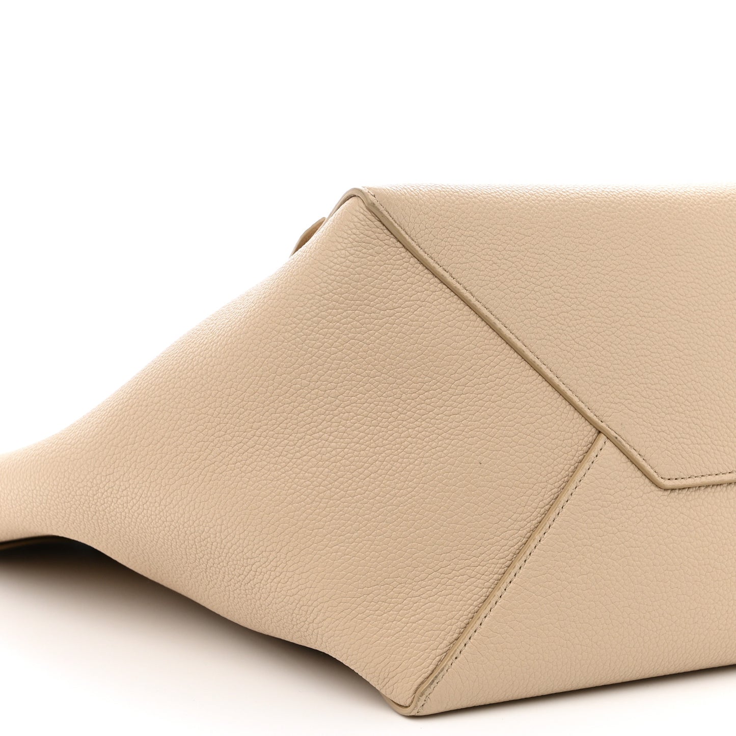Soft Grained Calfskin Medium Belt Cabas Phantom Beige