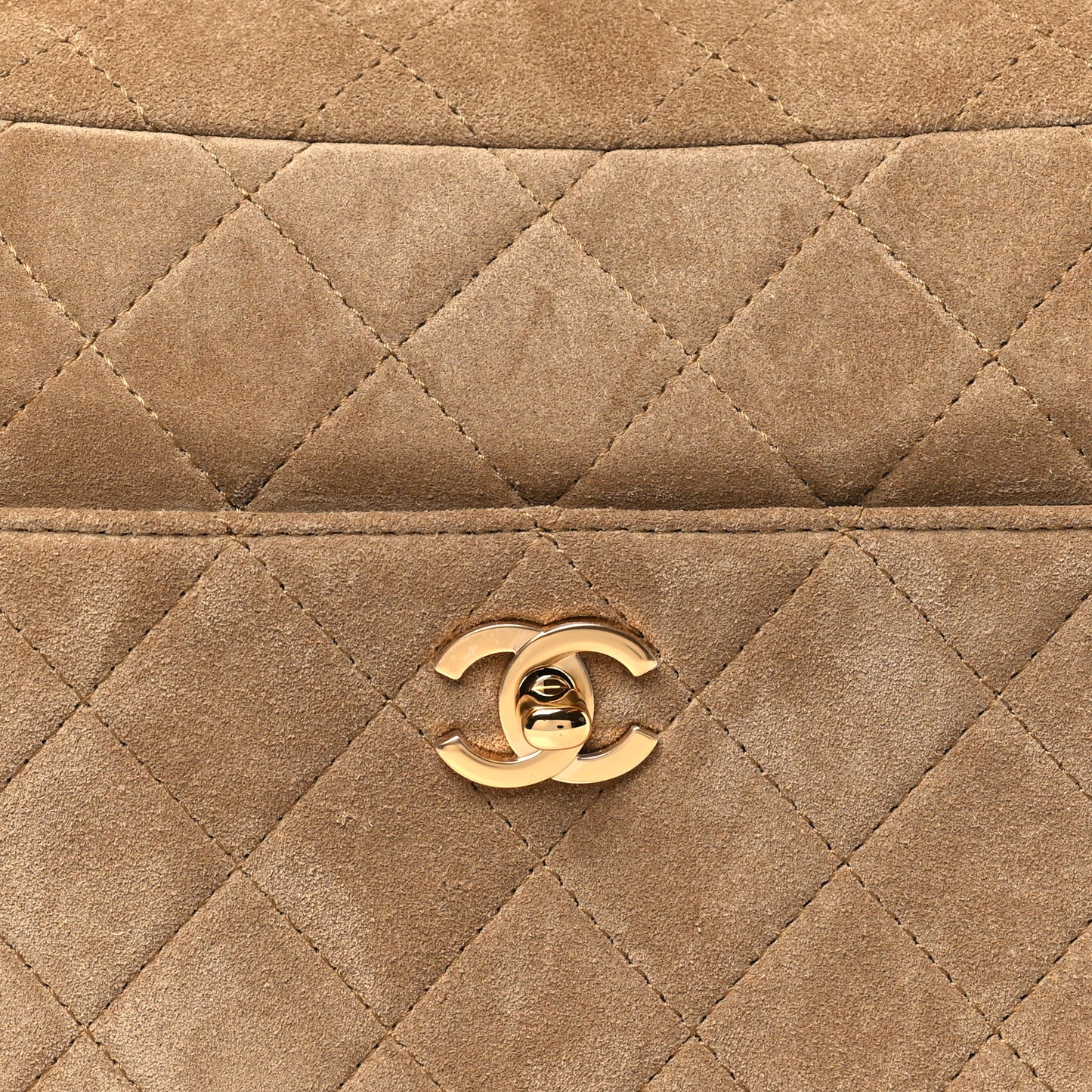 Suede Quilted Camerissimo Case Beige