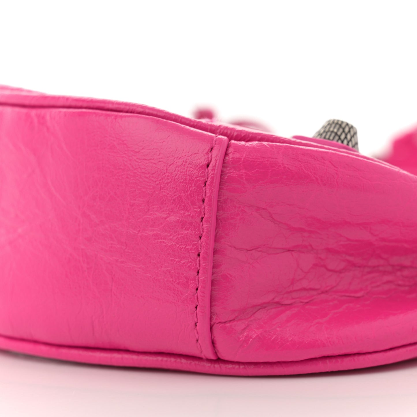 Agneau Arena Le Cagole Shoulder Bag XS Violet Fuxia