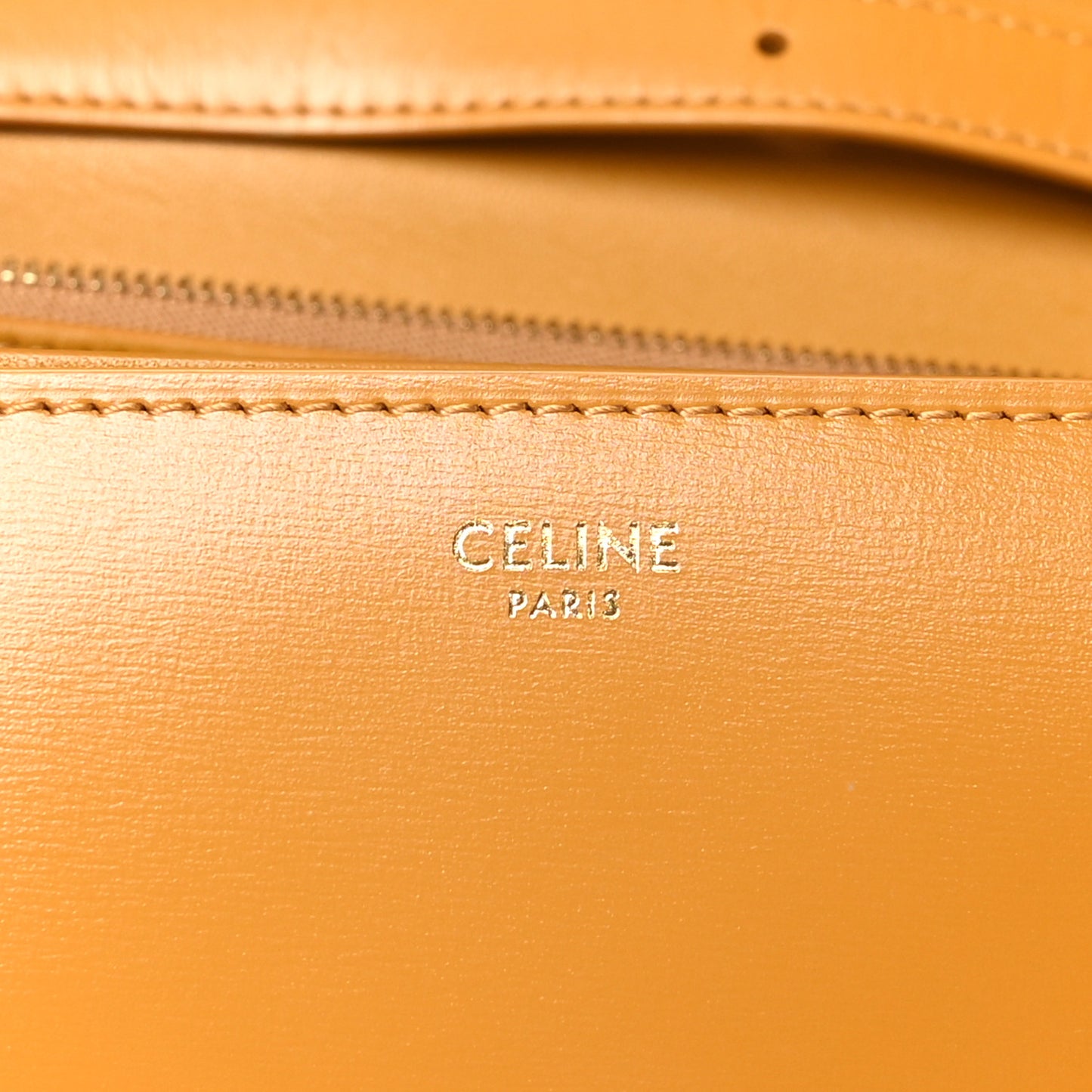 Smooth Calfskin Medium Classic Box Flap Bag  Daffodil