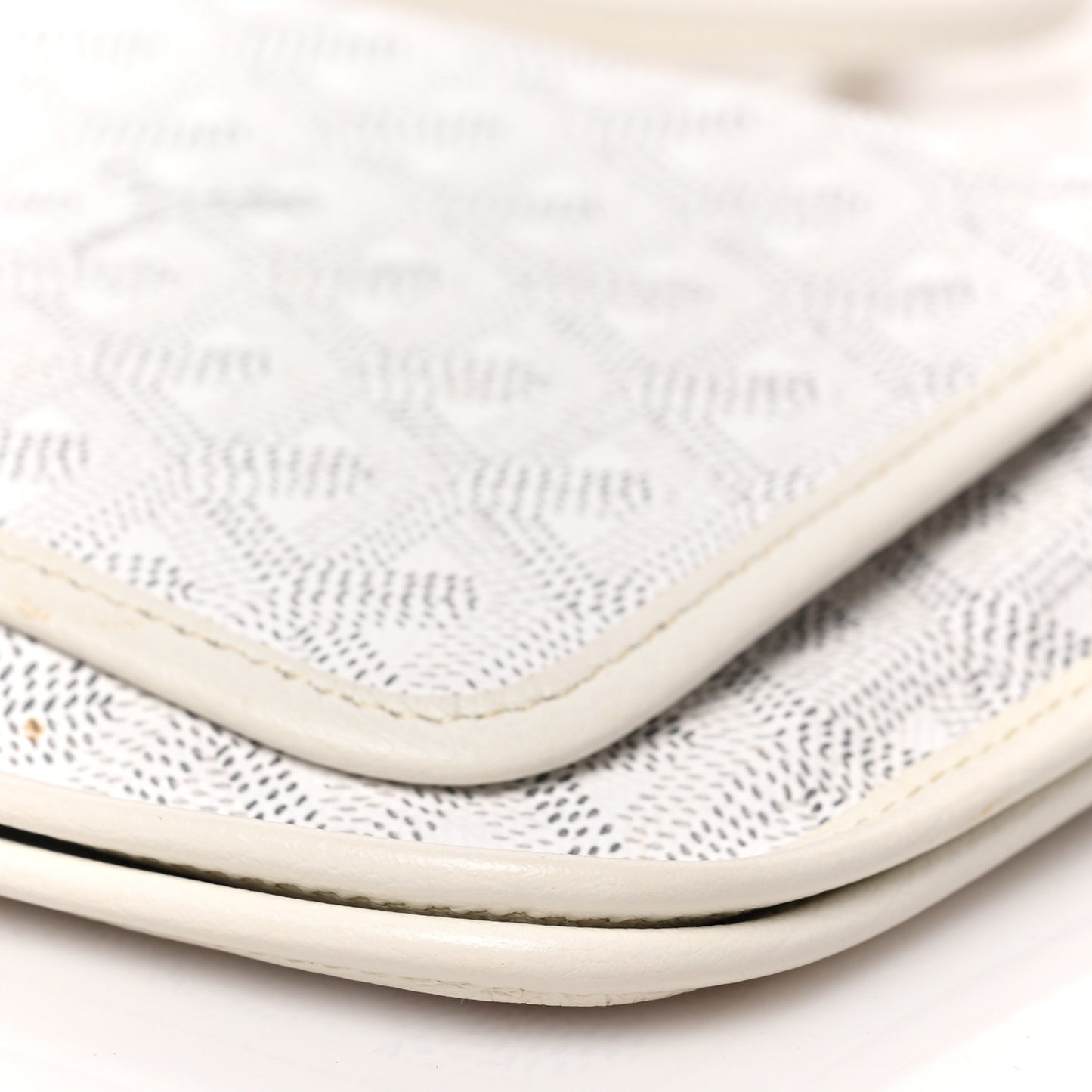 Goyardine Plumet Wallet Clutch White
