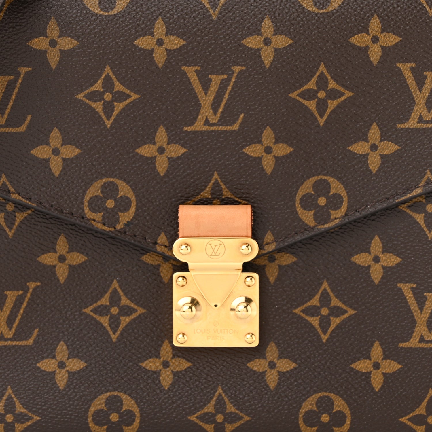 Louis Vuitton Monogram Pochette Metis 9 of 14