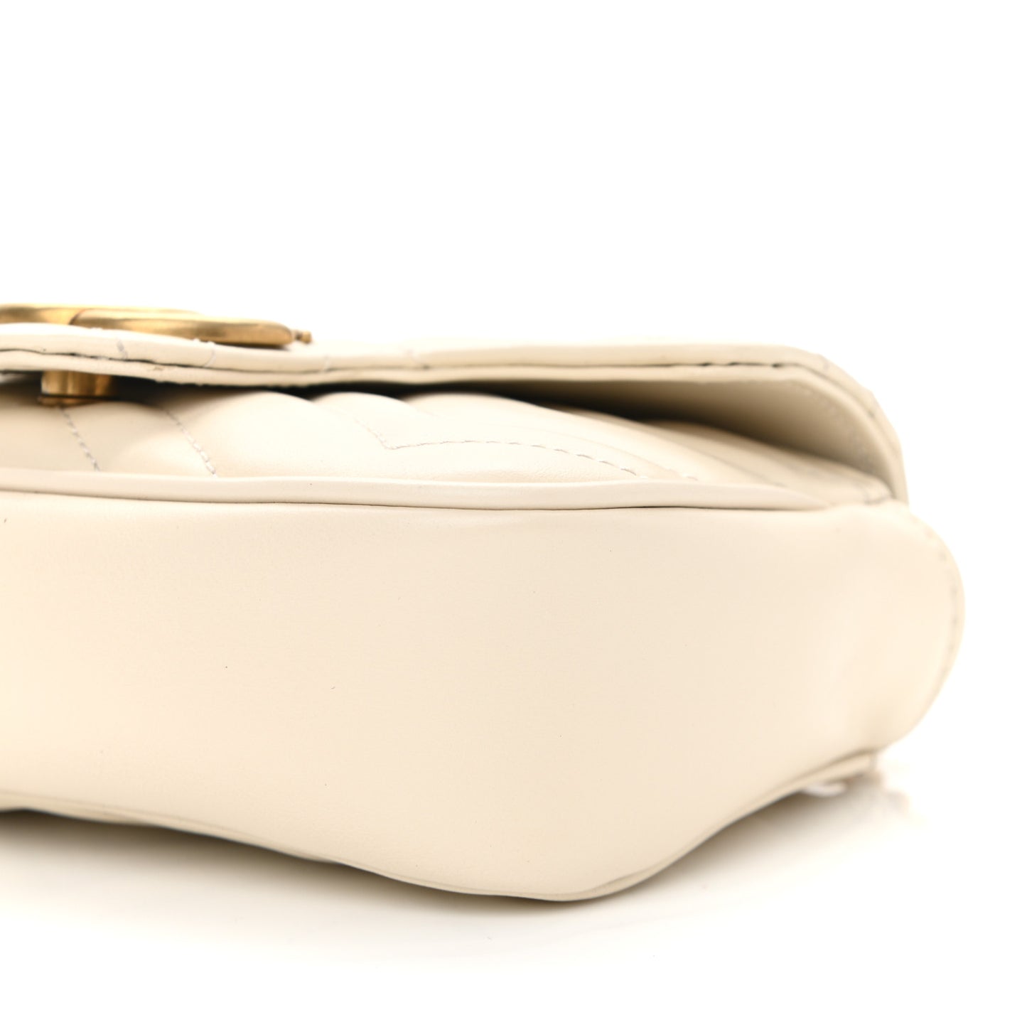 Calfskin Matelasse Super Mini GG Marmont Shoulder Bag White