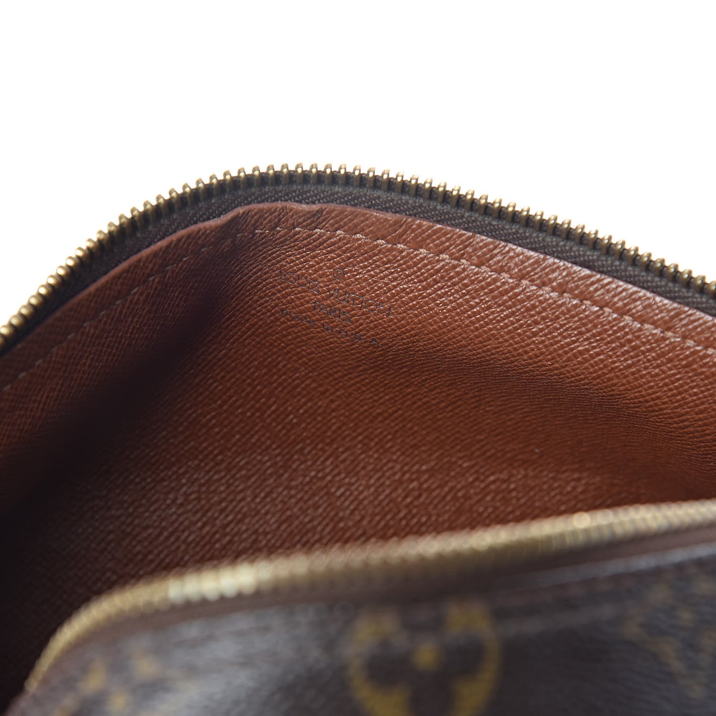 Monogram Papillon 26