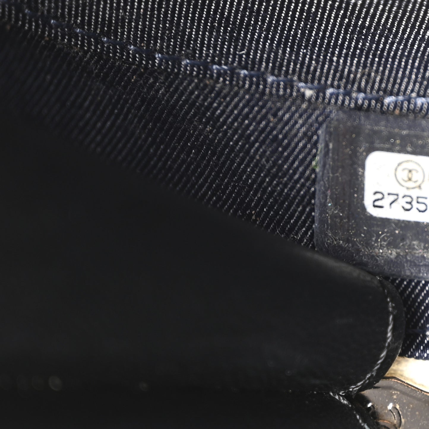 Crumpled Calfskin Cotton Small En Vogue Round Bag Black