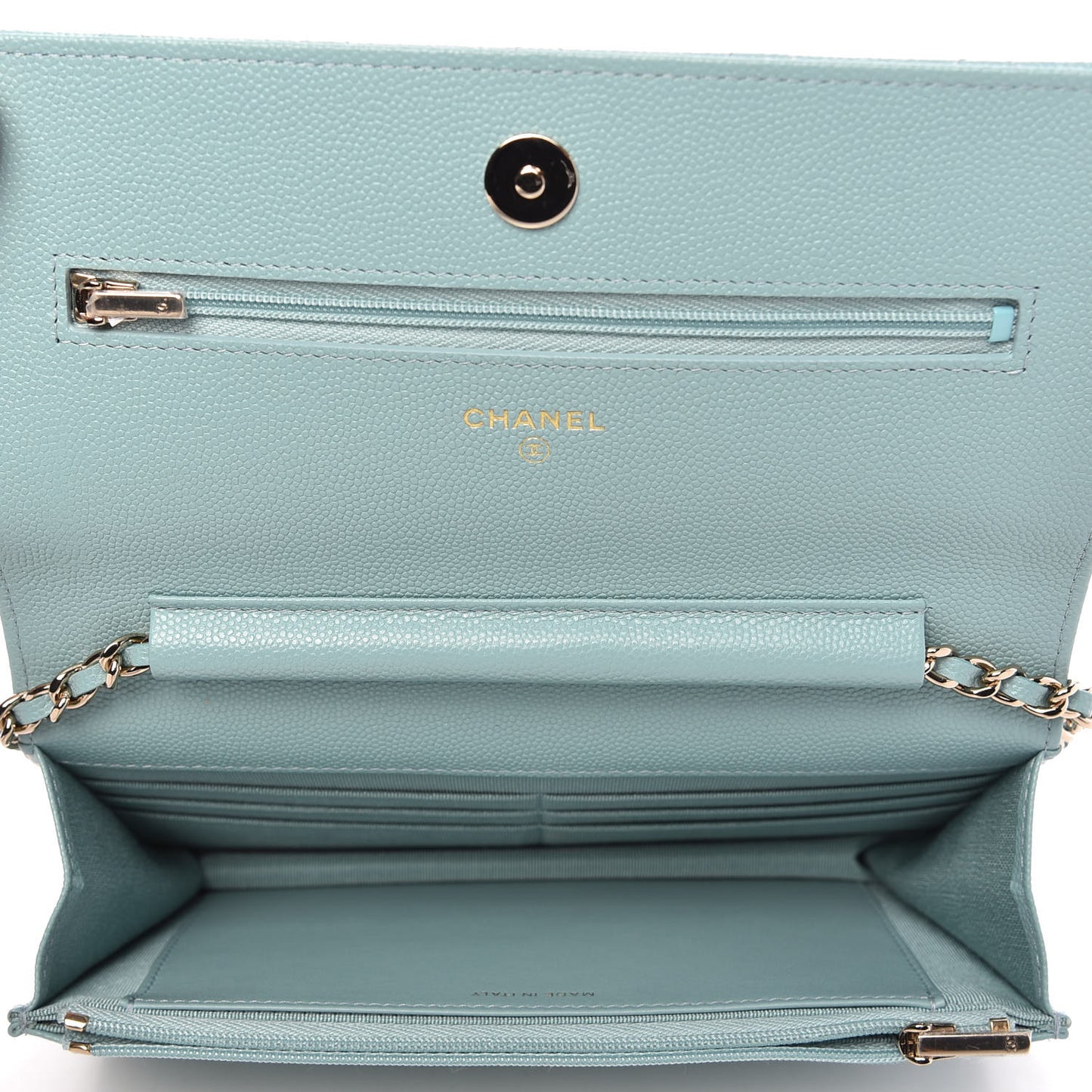 Caviar Quilted Wallet On Chain WOC Light Blue