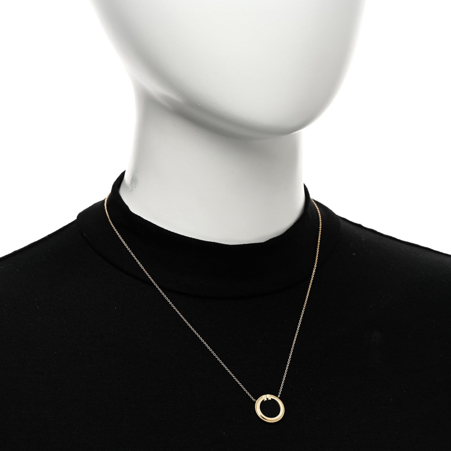 18K Yellow Gold Diamond Black Onyx 16mm T Circle Pendant Necklace