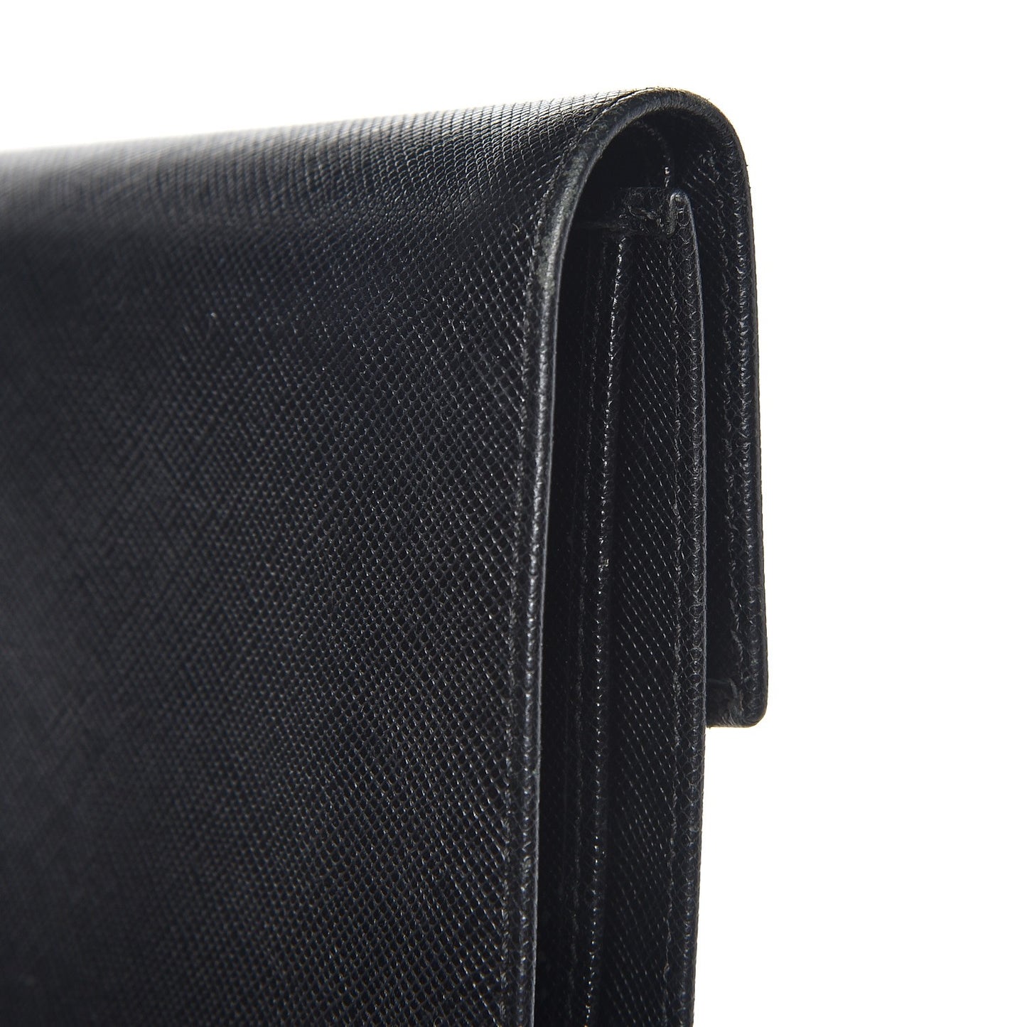 Saffiano Triangle Flap Compact Wallet Nero Black