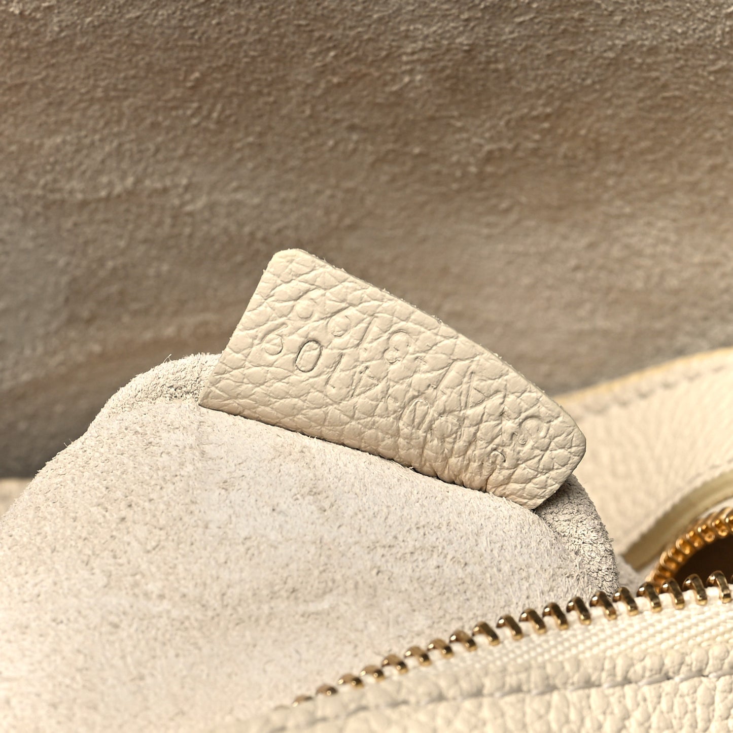 Soft Grained Calfskin Small Belt Cabas Phantom Vanilla