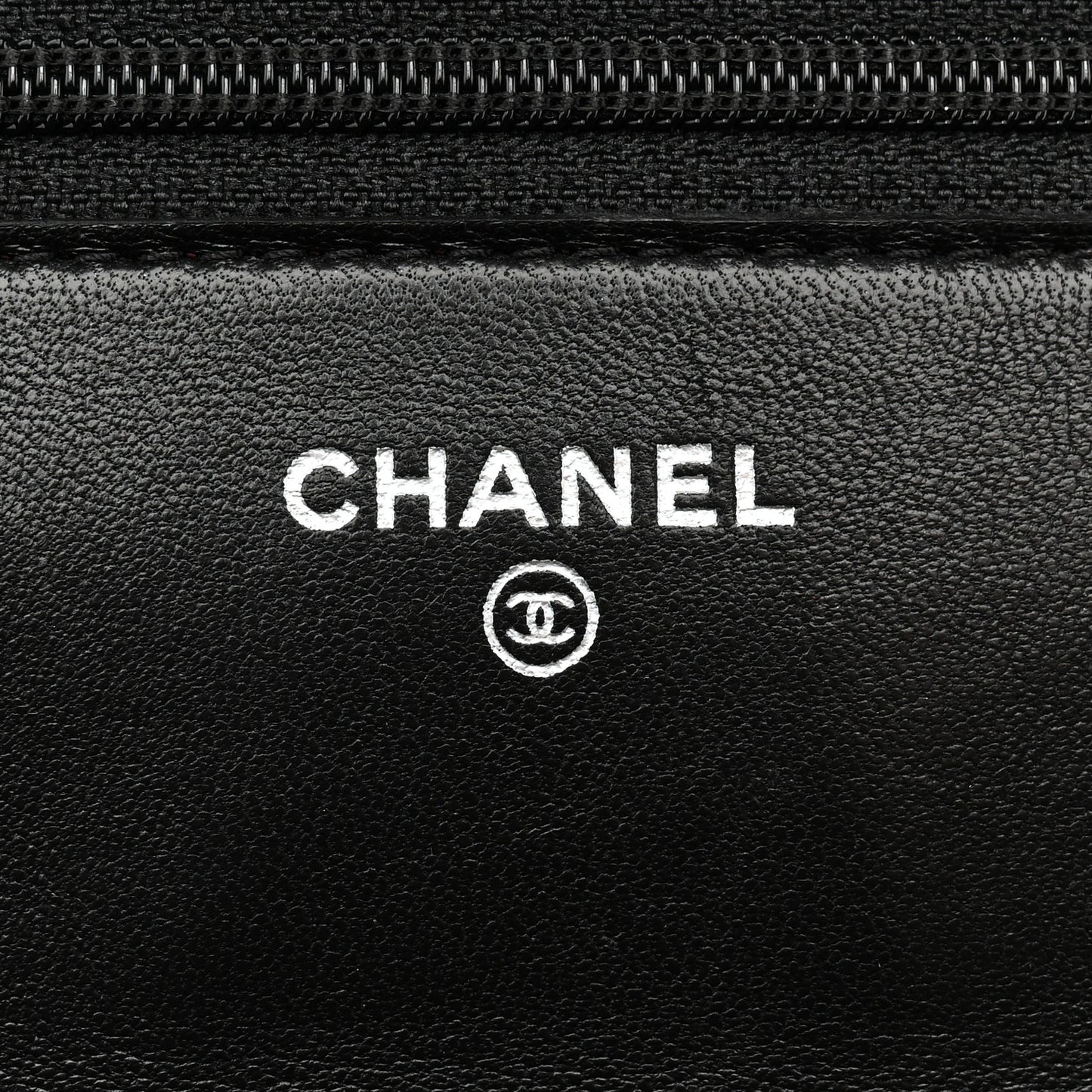 Lambskin Quilted Wallet On Chain WOC Black