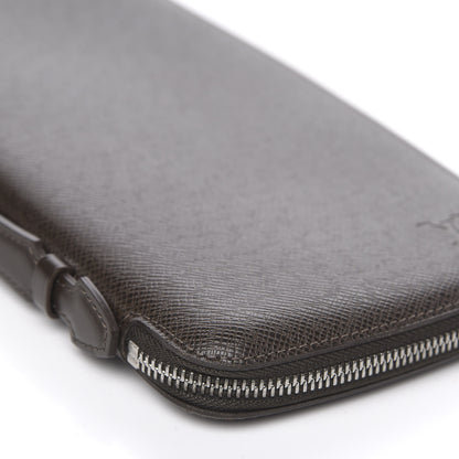 Louis Vuitton Taiga Atoll Travel Organizer Grizzli 7 of 10