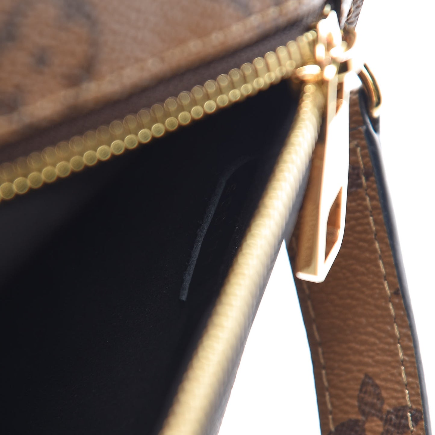Reverse Monogram Pochette Metis