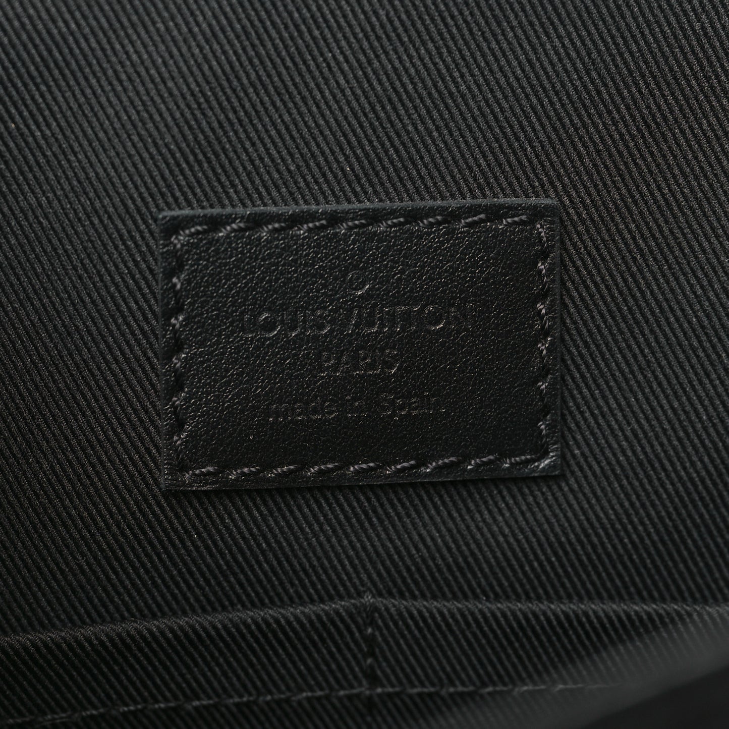 Monogram Eclipse Saumur Messenger NV Black