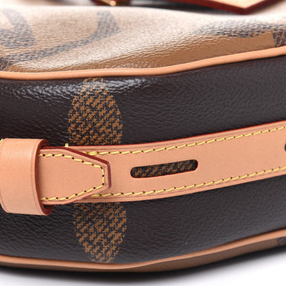 Louis Vuitton Reverse Monogram Giant Boite Chapeau Souple 8 of 11