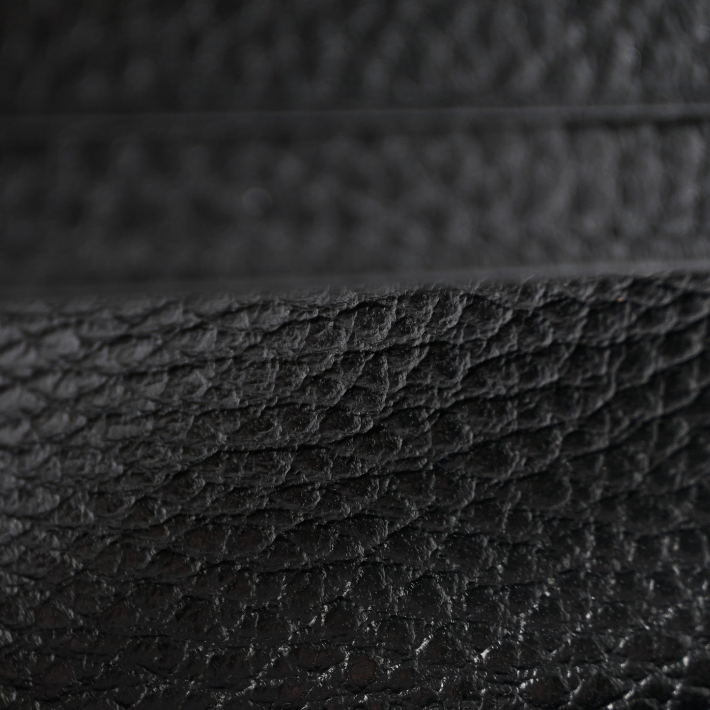 Dollar Calfskin GG Supreme Monogram GG Marmont Card Case Black Beige Ebony