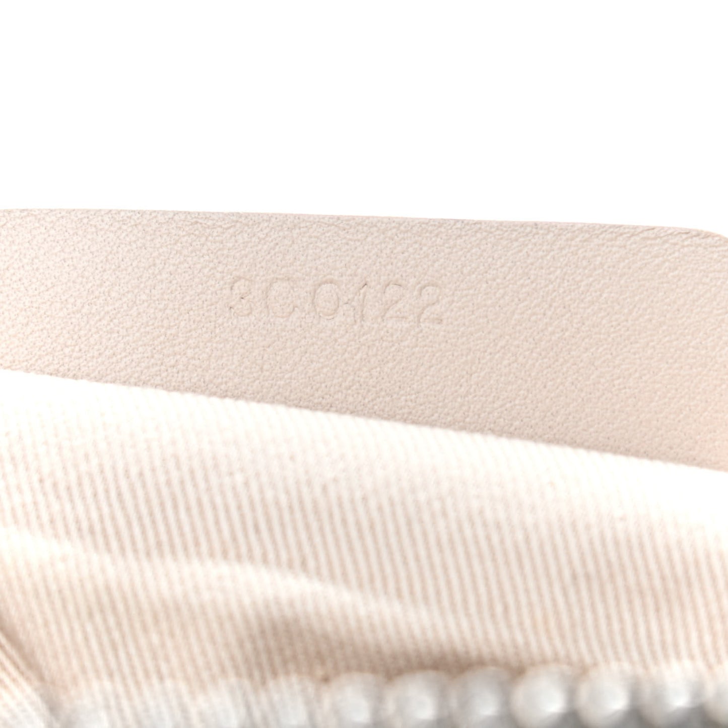 Sugar Goatskin Medium Antigona Sand
