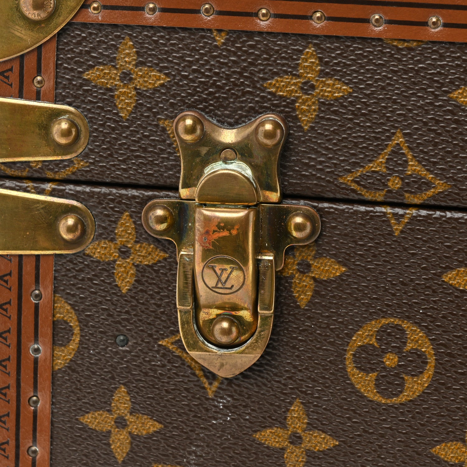 Louis Vuitton Monogram Boite Pharmacie Toiletry Case 18 of 32