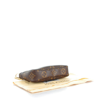 Louis Vuitton Monogram Mini Pochette Accessories 4 of 7