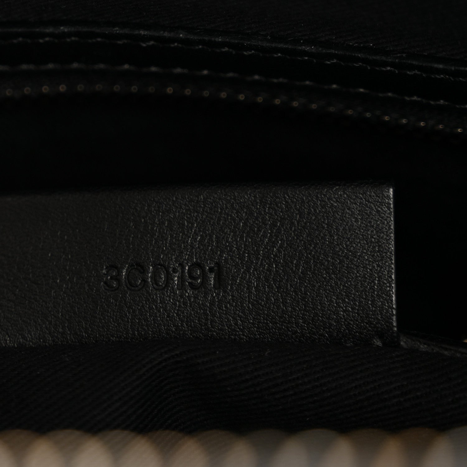 Givenchy Shiny Lord Calfskin Medium Antigona Black 7 of 13