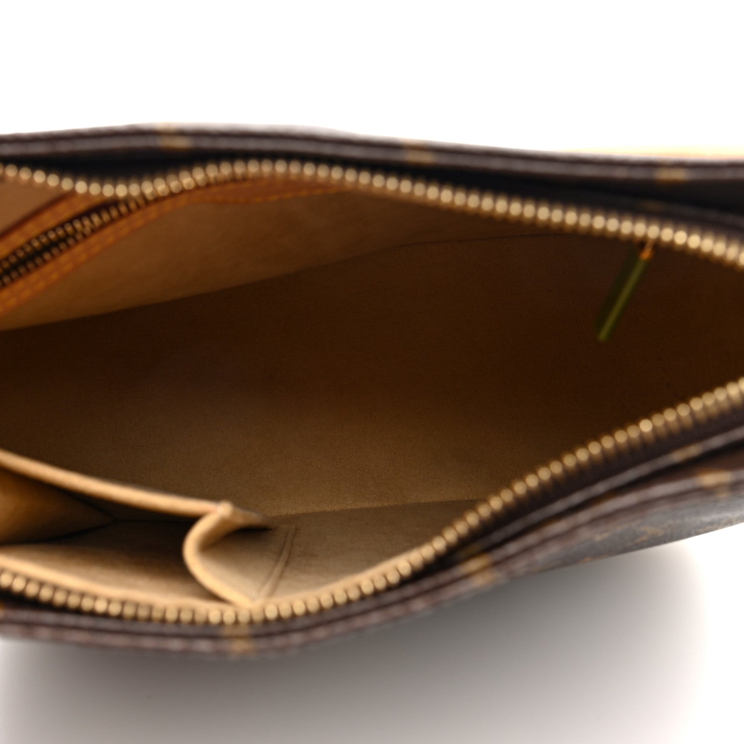 Louis Vuitton Monogram Looping MM 5 of 9