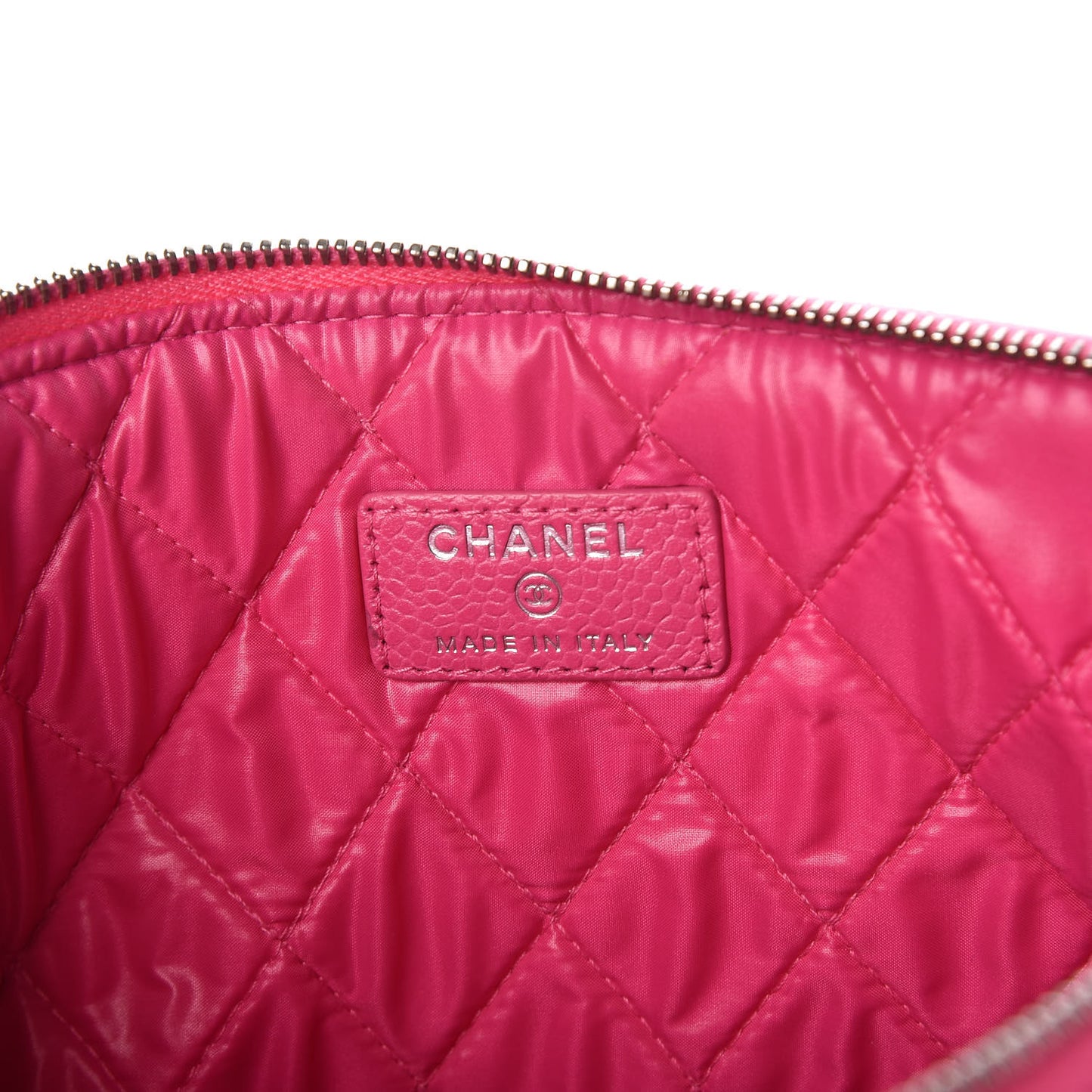 Caviar Quilted Medium Cosmetic Case Pink
