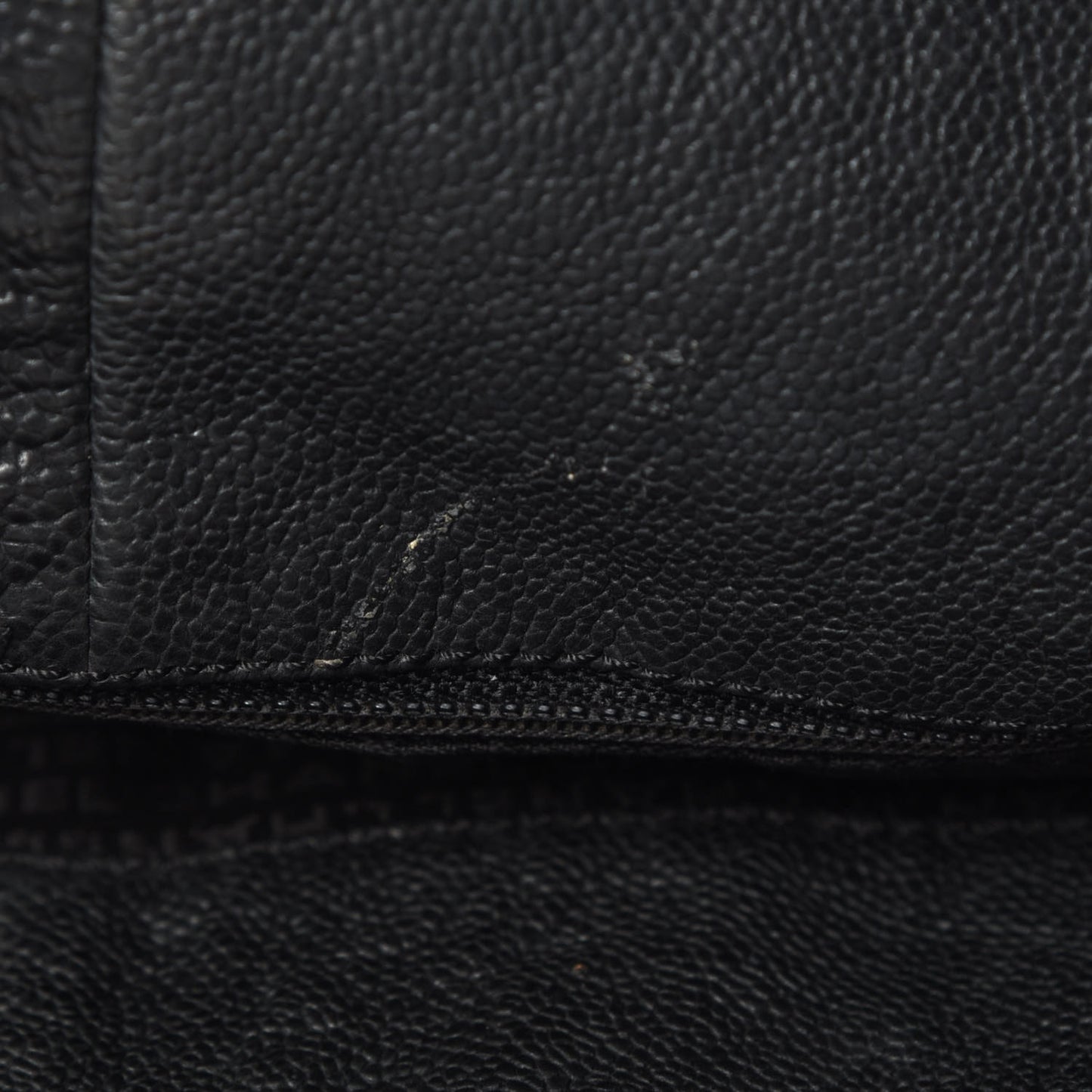 Distressed Caviar XL Coco Cabas Black