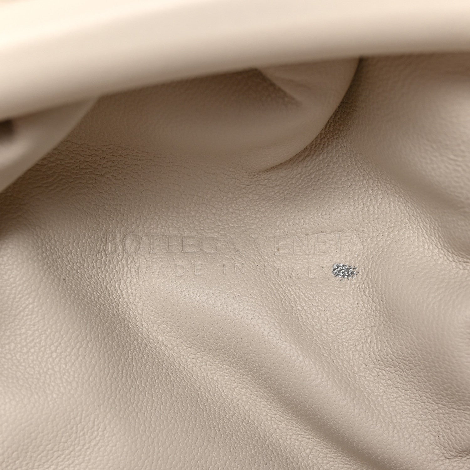 Bottega Veneta Nappa Maxi Intrecciato The Pouch Oversized Clutch Plaster 6 of 10