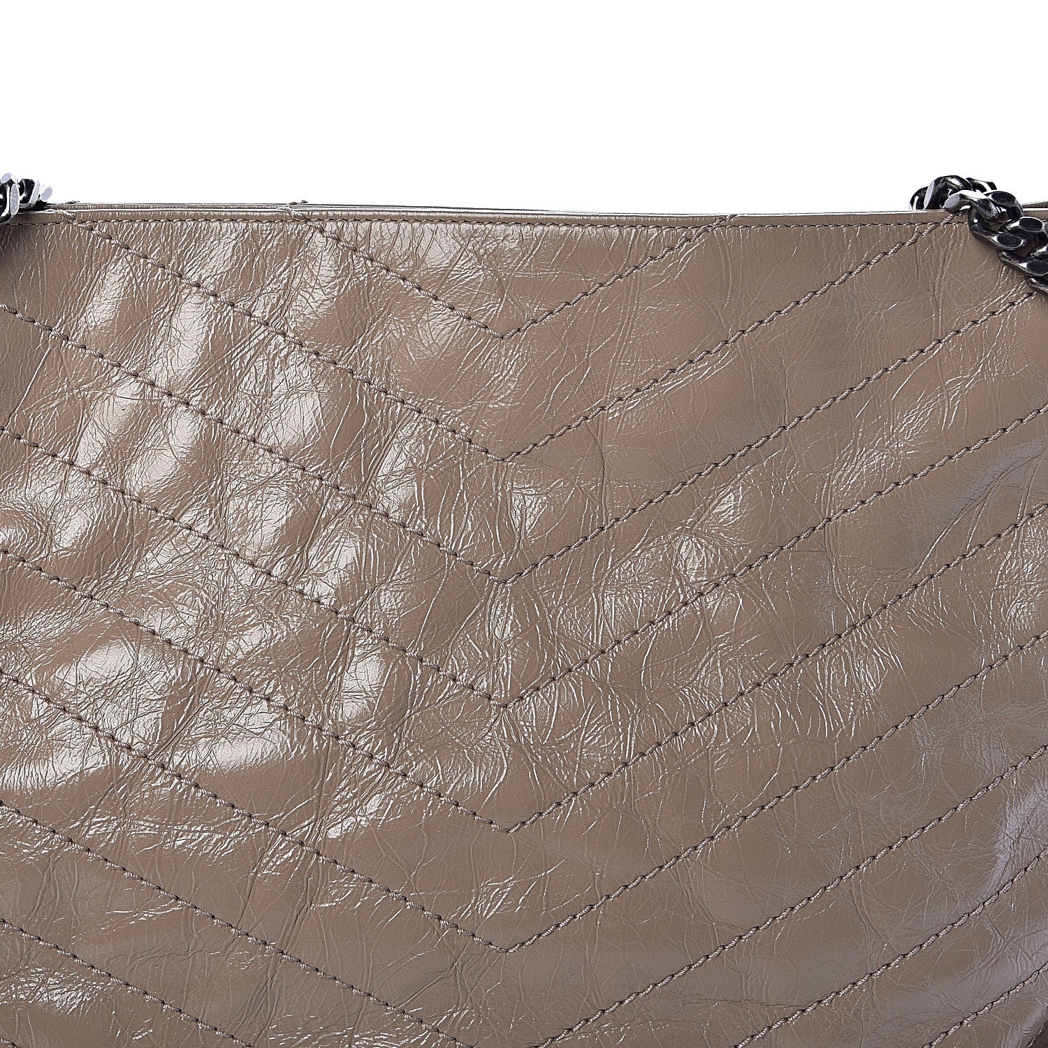 Saint Laurent Crinkled Calfskin Matelasse Monogram Niki Shoulder Bag Light Taupe 9 of 9