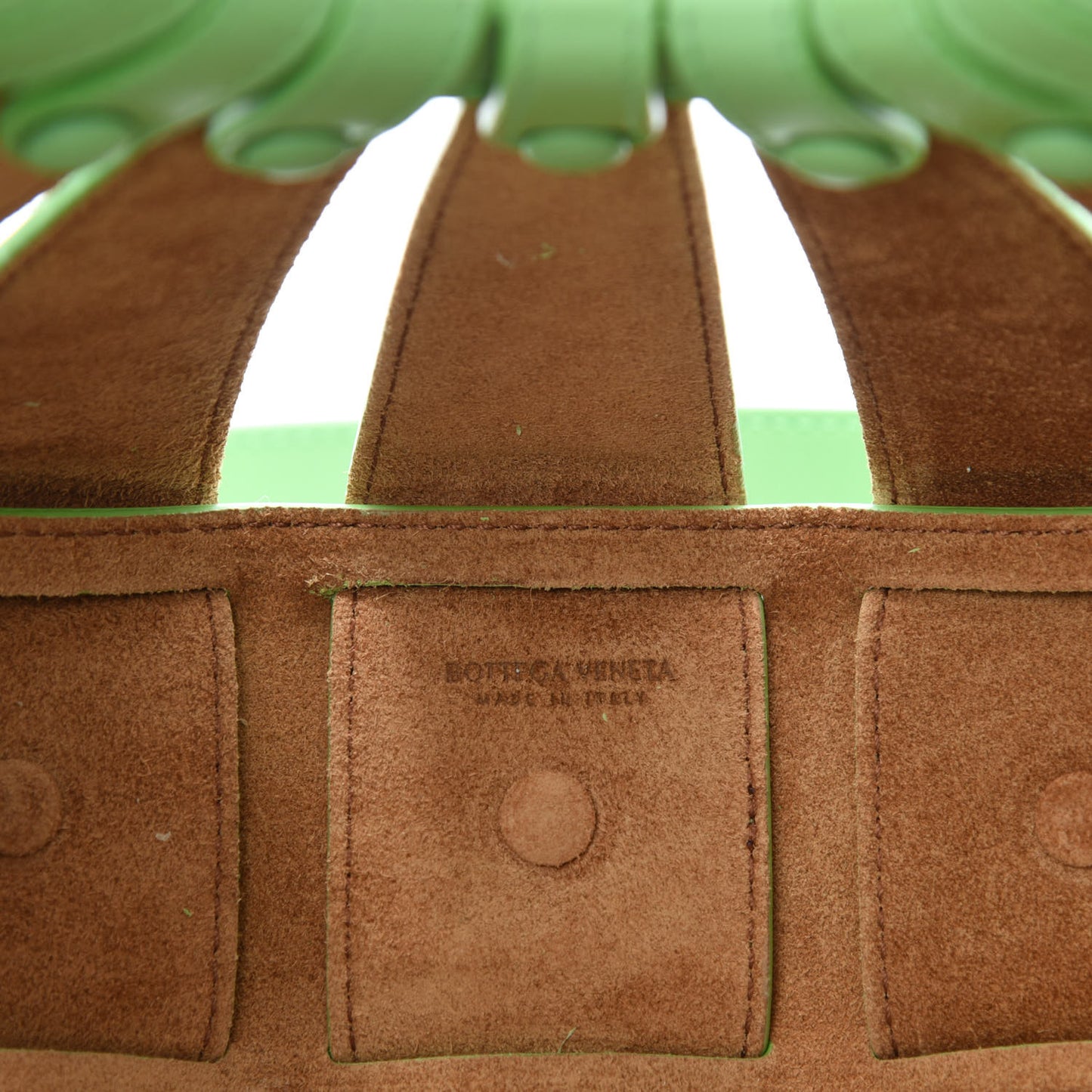 French Calfskin Small Shell Pistachio
