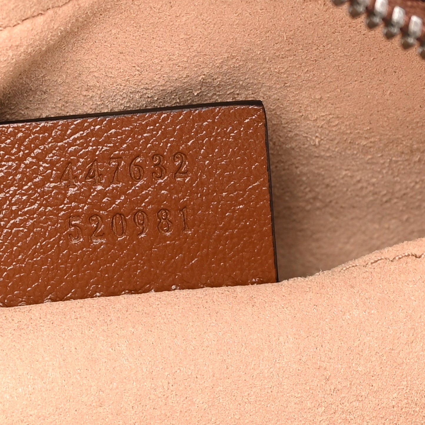 Glazed Calfskin Matelasse Diagonal Small GG Marmont Chain Shoulder Bag Cuir