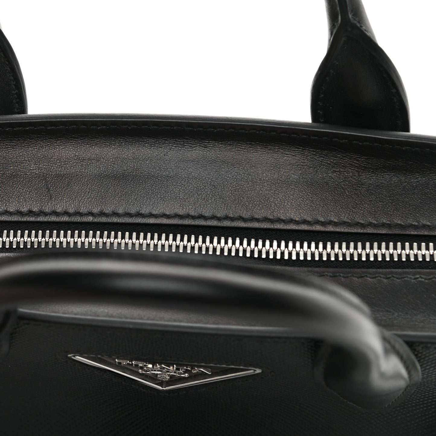 Saffiano Cuir Calfskin Small Kristen Black