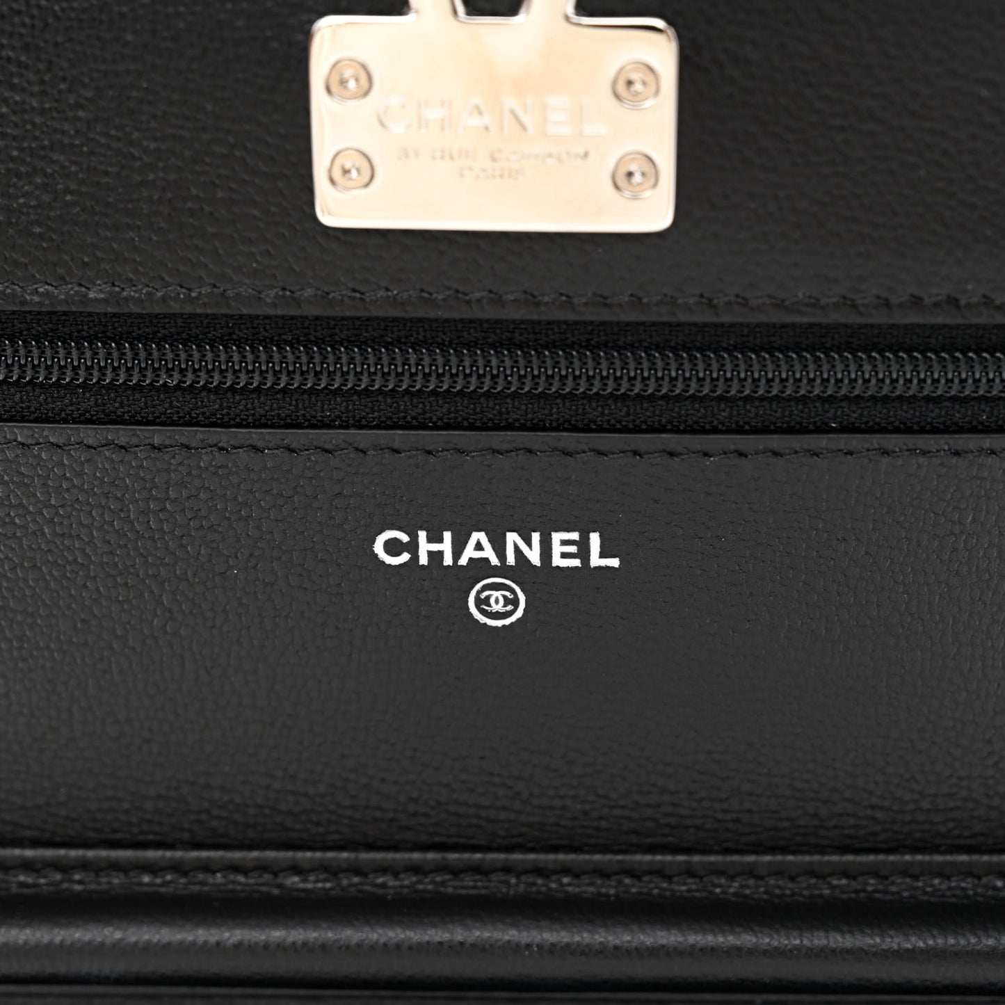 Grained Calfskin Quilted CC Box Wallet On Chain WOC Black