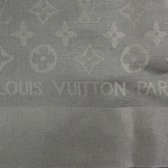 Louis Vuitton Monogram Lurex Shawl Gris Perle 4 of 5