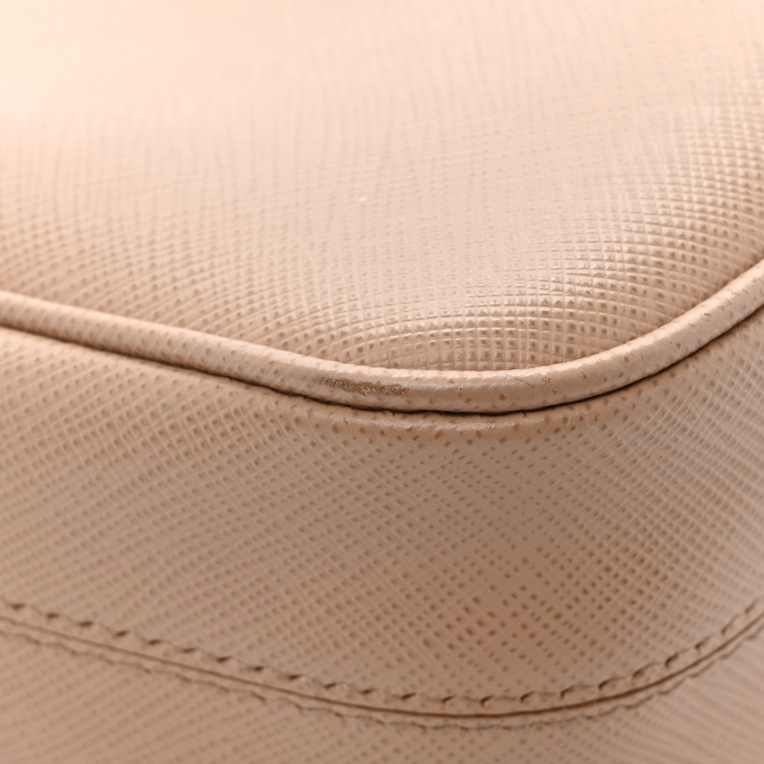 Prada Saffiano Lux Re-Edition 2005 Shoulder Bag Cammeo 11 of 14