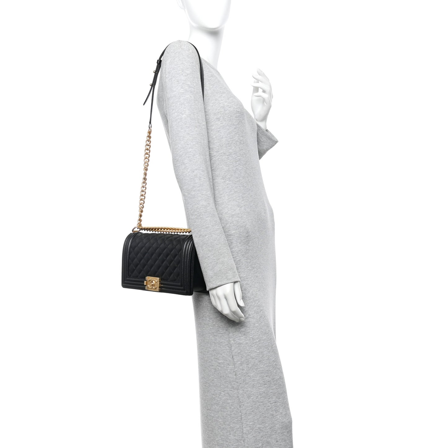 Caviar Quilted Medium Boy Flap Black